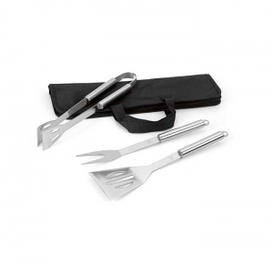 SOARES. Conjunto barbecue com 3 peas em ao inoxidvel
