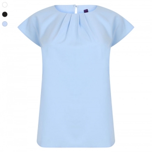 Blusa de senhora com colarinho plissado