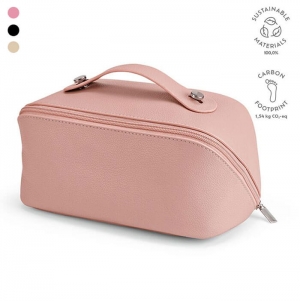 Macao Toiletry Bag