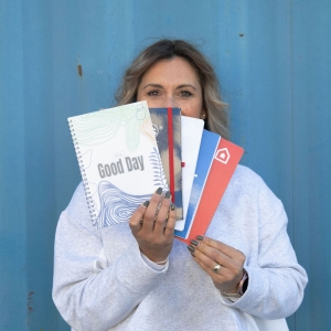 BLOCO DE NOTAS A5  FECHO ELSTICO PERSONALIZVEL