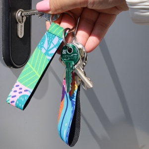 PORTA CHAVES FITA, POLIESTER, FORRADO A TNT, COM ARGOLA